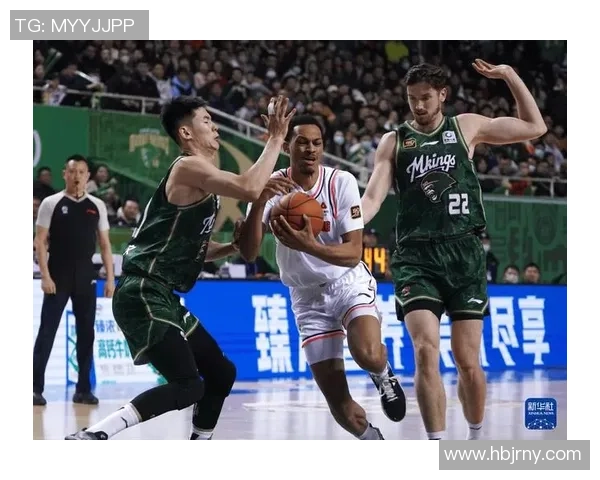 2020年CBA精彩对决南京同曦挑战广东东莞全力争胜之战